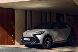 Toyota C-HR Plug-in Hybrid 220 - Nova campanha até ao final de Novembro
