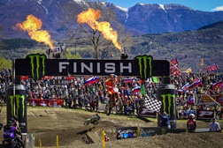 Mundial MX2 - Trentino pertence a Vialle - Vão três para o líder