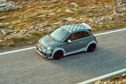 Recomeça em Turim a “Volta à Europa em 1949 Horas” Abarth - 1949 horas, 7 países europeus e cerca de 3700 km