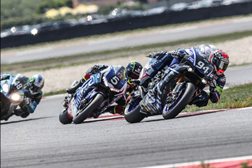 A prova começou com a luta entre Honda e GMT94