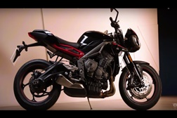 Vídeo - Fique a conhecer os detalhes da nova Triumph Street Triple R