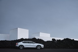 Polestar Cars expande a linha de veículos elétricos  - 2 novas versões do Polestar 2 Electric Fastback