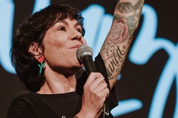 Beatriz Gosta, Luca Argel e Sexual Theatre marcam o regresso do Festival Política a Braga - Cinema, Teatro, Música, Humor e muito mais