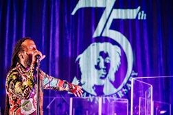 Ziggy Marley presta tributo ao seu pai, Bob Marley, em livestream