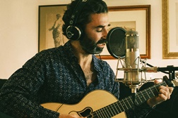 Tiago Bettencourt apresenta "Tiago na Toca" no Coliseu dos Recreios