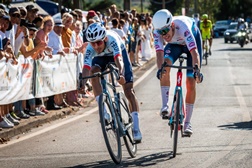 Adrián Bustamante triunfa no Circuito de Nafarros com emoção até ao final