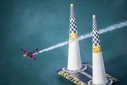 Paul Bonhomme vence em Abu Dhabi - Campeão regressa em grande forma