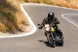 Scrambler Ducati Flat Track Pro - Hino à alegria - 1ª parte