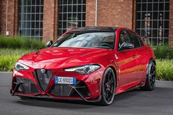 Giulia GTAm é nomeado "AUTO BILD SPORTSCAR of the Year 2021" - Na categoria "Sedans & Station Wagons”