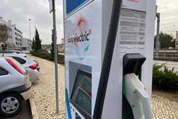 MOBI.E prevê criação de mais de 76 mil pontos de carregamento de VEs até 2050 - Estudo prevê igualmente uma rede nacional de abastecimento de hidrogénio