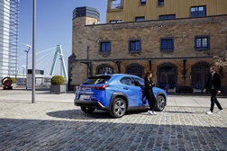 8 Características surpreendentes do primeiro Lexus 100% elétrico - Lexus UX 300e, é o novo crossover urbano 100% elétrico