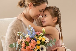 Shopping Cidade do Porto celebra o Dia da Mãe com workshop de arranjos florais para crianças