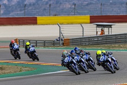 Mundial SBK, Yamaha R3 bLU cRU - Ruiz e Bergamini partilham honras na abertura -  MotorLand Aragón viu o começo da Taça Yamaha