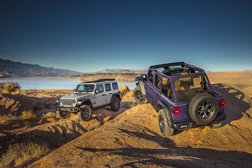 Jeep® Wrangler  estreia duas novas opções de cor de carroçaria  - No Model Year 2023 do modelo