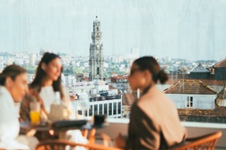 São João no Wine & Books Hotels Porto - Petiscos tradicionais, música popular e uma vista panorâmica sobre a cidade