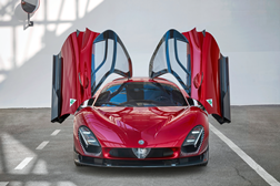 Alfa Romeo 33 Stradale: A ousadia de sonhar - Fabricado à mão é uma série especial de ... 33 unidades