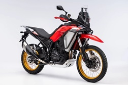 QJ Motor entra no segmento adventure de baixa/média cilindrada com a nova SRT 450RX