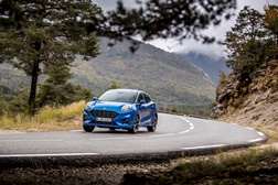 Inovador Ford Puma Conjuga Eficiência Mild-Hybrid e apelo Crossover - Novo capítulo no design da Ford