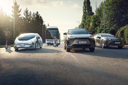 Toyota apresenta visão "Beyond Zero" em campanha de marca - Autocarro elétrico movido a hidrogénio produzido em Portugal 