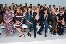 Hunter apresentou coleção SS15 em Londres - Anna Wintour, Stella McCartney e o ex-Beatle Paul McCartney marcaram presença na primeira fila