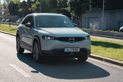 Mazda MX-30 com nova versão Advantage  - E valores de aquisição imbatíveis 