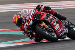 SBK, 2023, Mandalika: Rinaldi lidera, Bautista cai - Toprak terceiro 