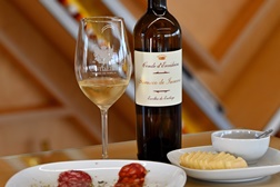 Ervideira vitoriosa nos prémios Mundus Vini 2025 com Conde d’Ervideira Branco 2021 - Best of show e Medalha de Ouro