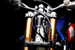 Yamaha desenvolve direção assistida para motos