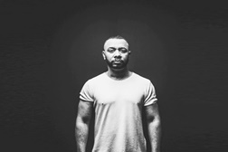 Boss AC de regresso com novo EP "Patrão"