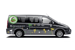 Peugeot apoia projectos de desenvolvimento juvenil e de desporto escolar