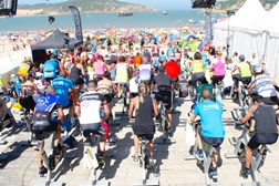 17 nacionalidades pedalaram juntas no 11º Beach 24h Spinning® Tour 