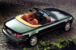A cor nos automóveis: uma questão de expressão individual  - A Mazda ao longo do tempo