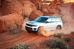 Novo Jeep Grand Cherokee de 2022 - Recursos de segurança avançados e de elevado teor tecnológico
