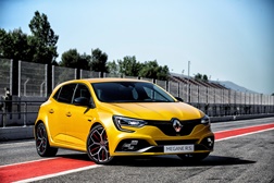 Chegou o novo Renault Mégane R.S. TROPHY - 300 cavalos de emoções