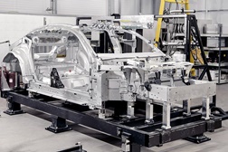 Polestar 5 com plataforma de alumínio colado - Processo inovador para ser mais rápido, mais leve e mais dinâmico