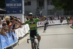 Luís Mendonça conquista Clássica Ribeiro da Silva em casa