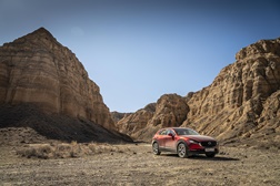Mazda CX-30 explora as maravilhas do Cazaquistão - Apoiado no avançado sistema I-ACTIV AWD