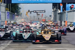 Evans da Panasonic Jaguar canta vitória em Roma, Lotterer da DS em segundo - António Félix da Costa em 9º lugar
