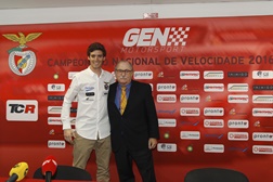 José Rodrigues com o apoio do SL Benfica no novo Campeonato Nacional de Velocidade - TCR 2016 