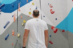 Escalada no maior espaço de Bouldering em Portugal