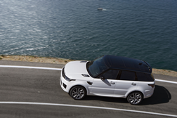 Vendas do Range Rover Sport PHEV crescem 94% em Portugal  - No último trimestre de 2024