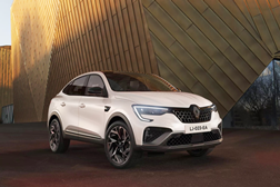 Novo Renault Arkana: mais "nouvelle vague" do que nunca - Uma nova versão topo de gama Esprit Alpine com um toque desportivo-chique