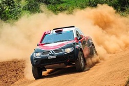 Rally Serra Azul: Equipe Acelera Siriema não completa a etapa - Dupla Luiz Facco e Humberto Ribeiro disputa o Campeonato Brasileiro pela categoria Pró Brasil.