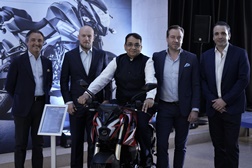 Bajaj Auto chega à Península Ibérica 