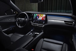 Lexus RX aperfeiçoa a abordagem ao design de interiores - Luxo na simplicidade do design