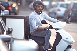 Os estafetas das empresas de entregas são ninjas?