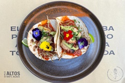 No Las Ficheras, a primavera tem sabor a México