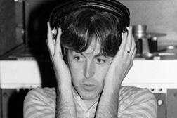 Primeiros discos de Paul McCartney reeditados em Outubro