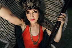 Joan As A Police Woman apresenta novo "The Classic" ao vivo em Portugal