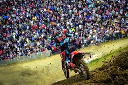 MXGP 2024, França - Tempo imprevisível volta   - Gajser e Coenen vitoriosos 